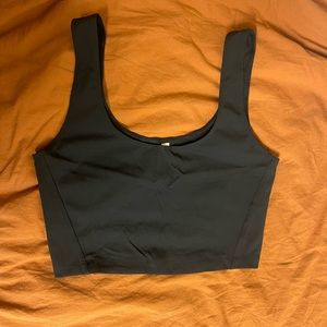 Aritzia’s Group By Babaton tank top in black, size small